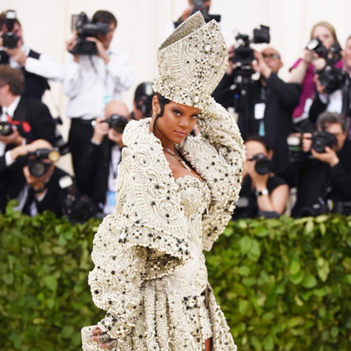 Rihanna Continues Her Reign As Pope Of The Met Gala Red Carpet E Online